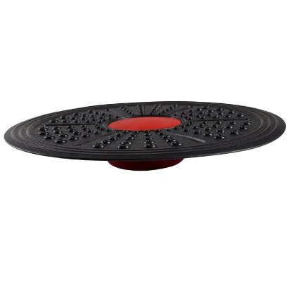 Virtufit Adjustable Balance Board on musta, pyöreä tasapainolauta, jossa on punainen keskiosa ja nystyräinen pinta.