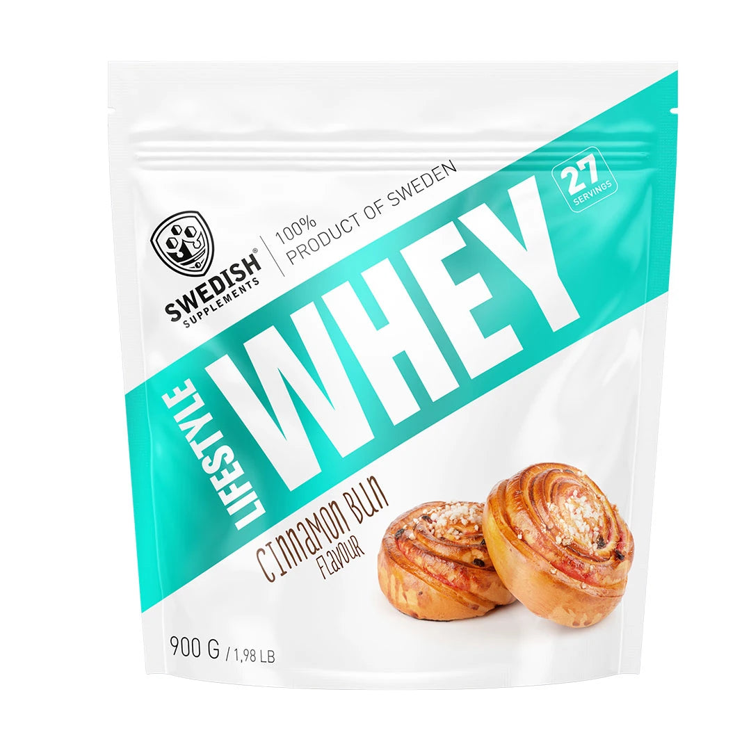 Swedish Supplements Lifestyle Whey 900 g -proteiinijauhe valkoisessa pussissa turkoosein yksityiskohdin ja korvapuustien kuvituksella, makuna Cinnamon Bun., kuva 4/7