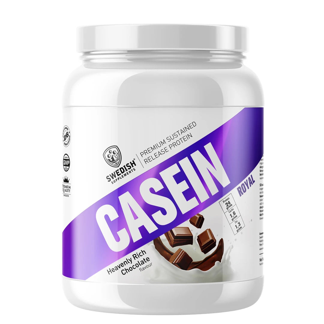 Swedish Supplements Slow Casein 900 g -kaseiiniproteiini valkoisessa purkissa liiloilla yksityiskohdilla, makuna Heavenly Rich Chocolate.