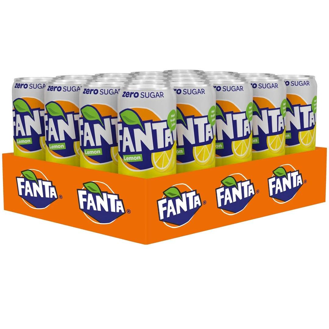 20 x Fanta Lemon Zero 330 ml i ett orange flak med vita och gula burkar med sockerfri citronsmak.