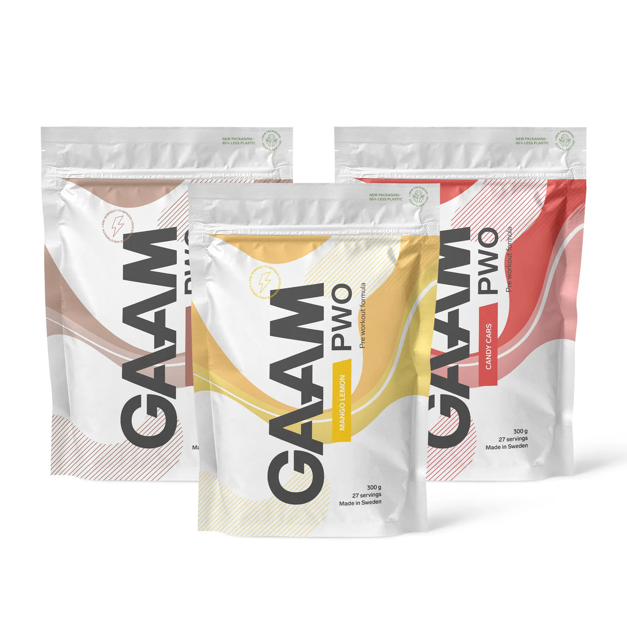 3 x GAAM PWO 300 g -tehonlisääjä kolmessa valkoisessa pussissa ruskeilla, keltaisilla ja punaisilla yksityiskohdilla.