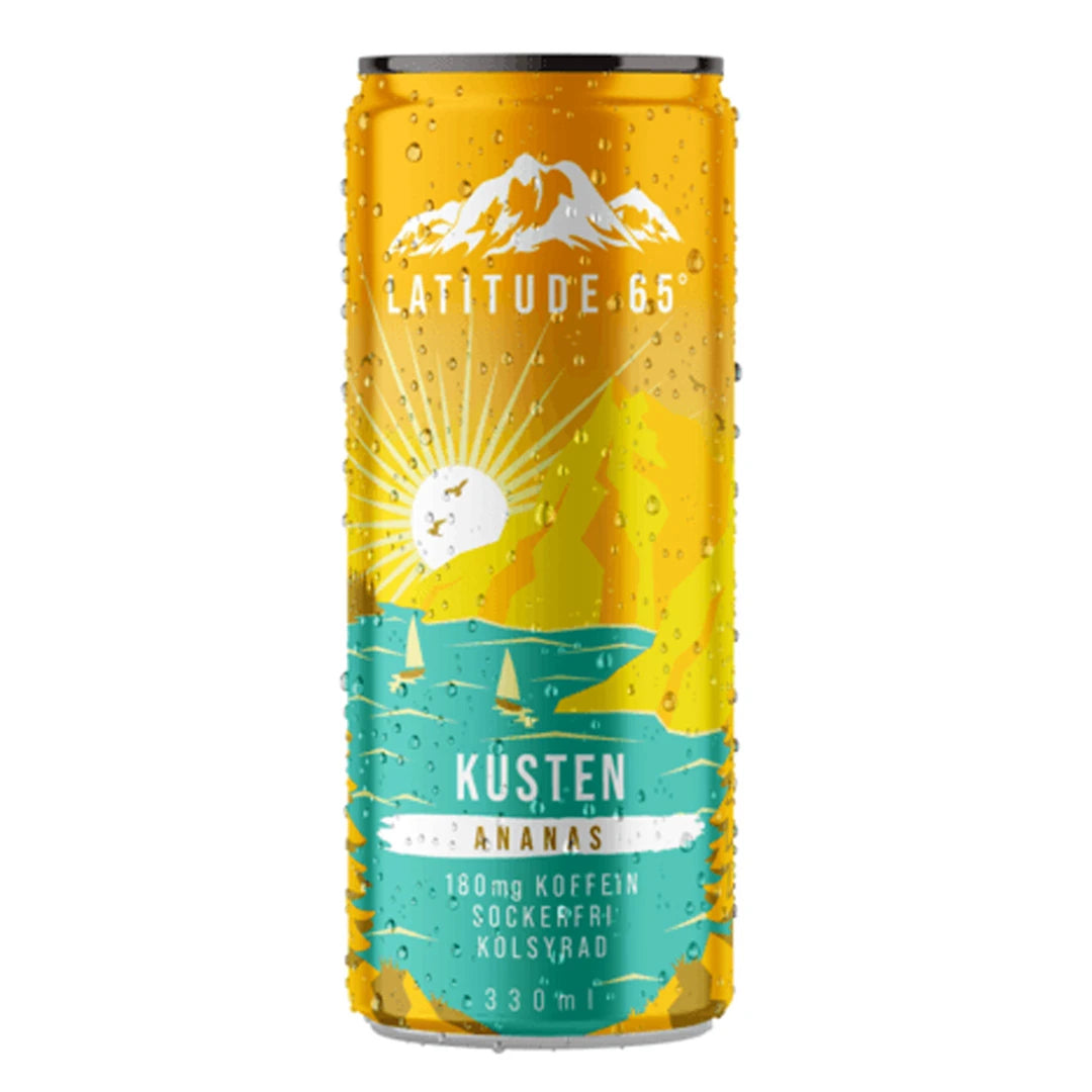 Latitude 65 330 ml hiilihapotettu juoma kelta-turkoosissa tölkissä vesipisaroilla, makuna Kusten Ananas.