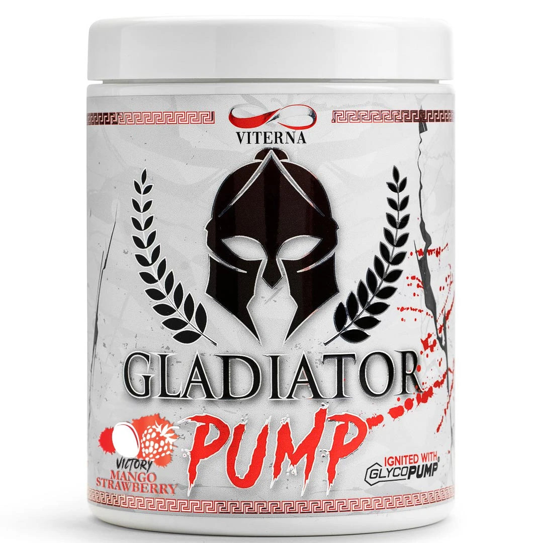 Viterna Gladiator Pump 440 g valkoisessa purkissa mustalla gladiaattorikypärällä ja punaisilla yksityiskohdilla, makuna Strawberry Mango.