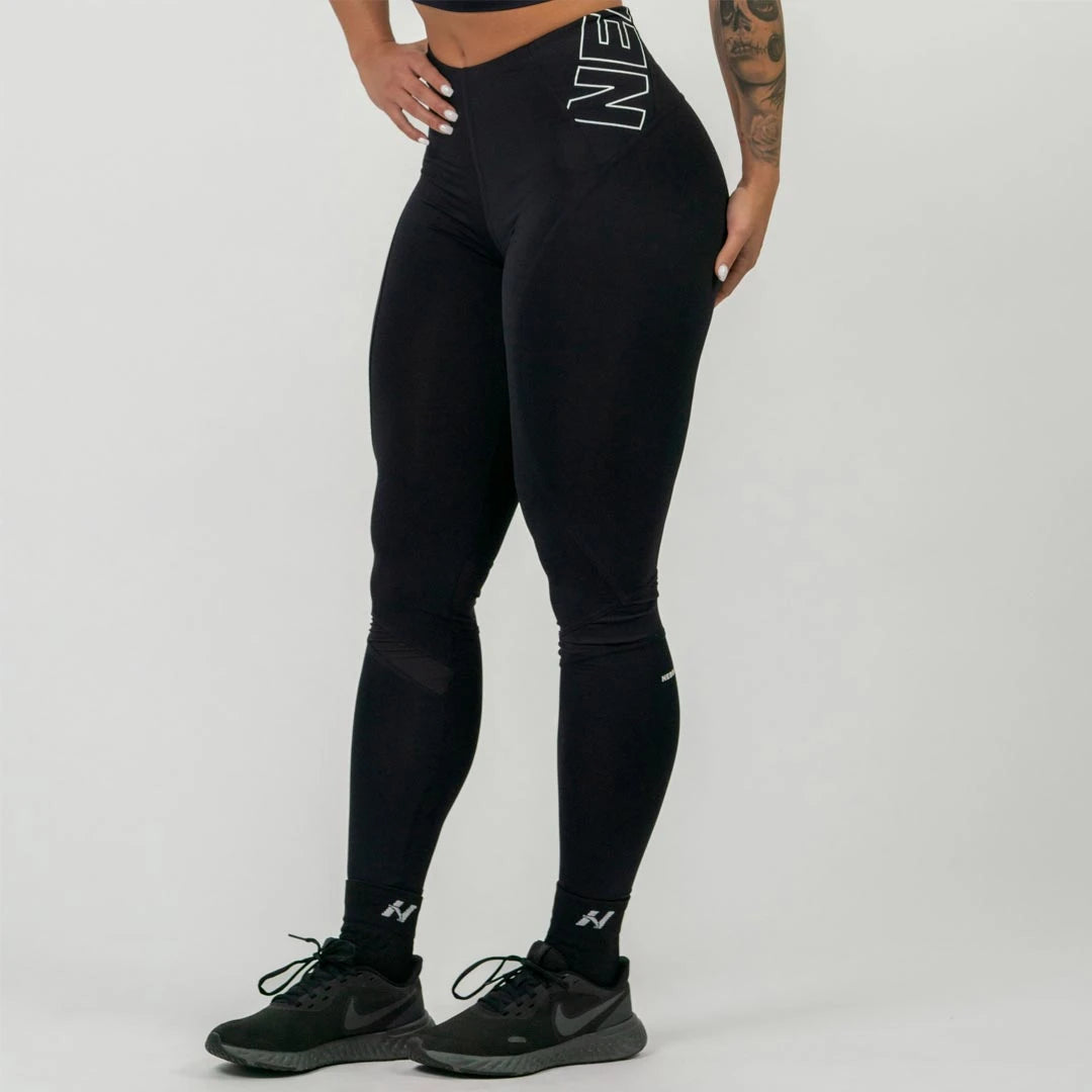 NEBBIA FIT Active High Waist Leggings Black -mustat korkeavyötäröiset treenitrikoot valkoisella logolla., kuva 3/5