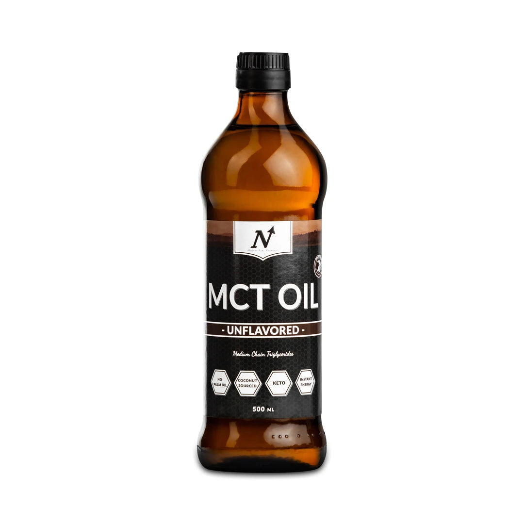 Nyttoteket MCT Oil 500 ml suojaavassa tummassa lasipullossa, jossa on musta etiketti ja valkoinen teksti.