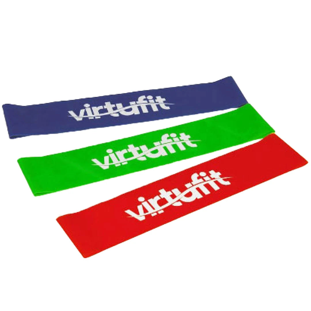 Virtufit Mini Resistance Bands Elastic Set - 3 Strengths, sisältää sinisen, vihreän ja punaisen vastuskuminauhan.