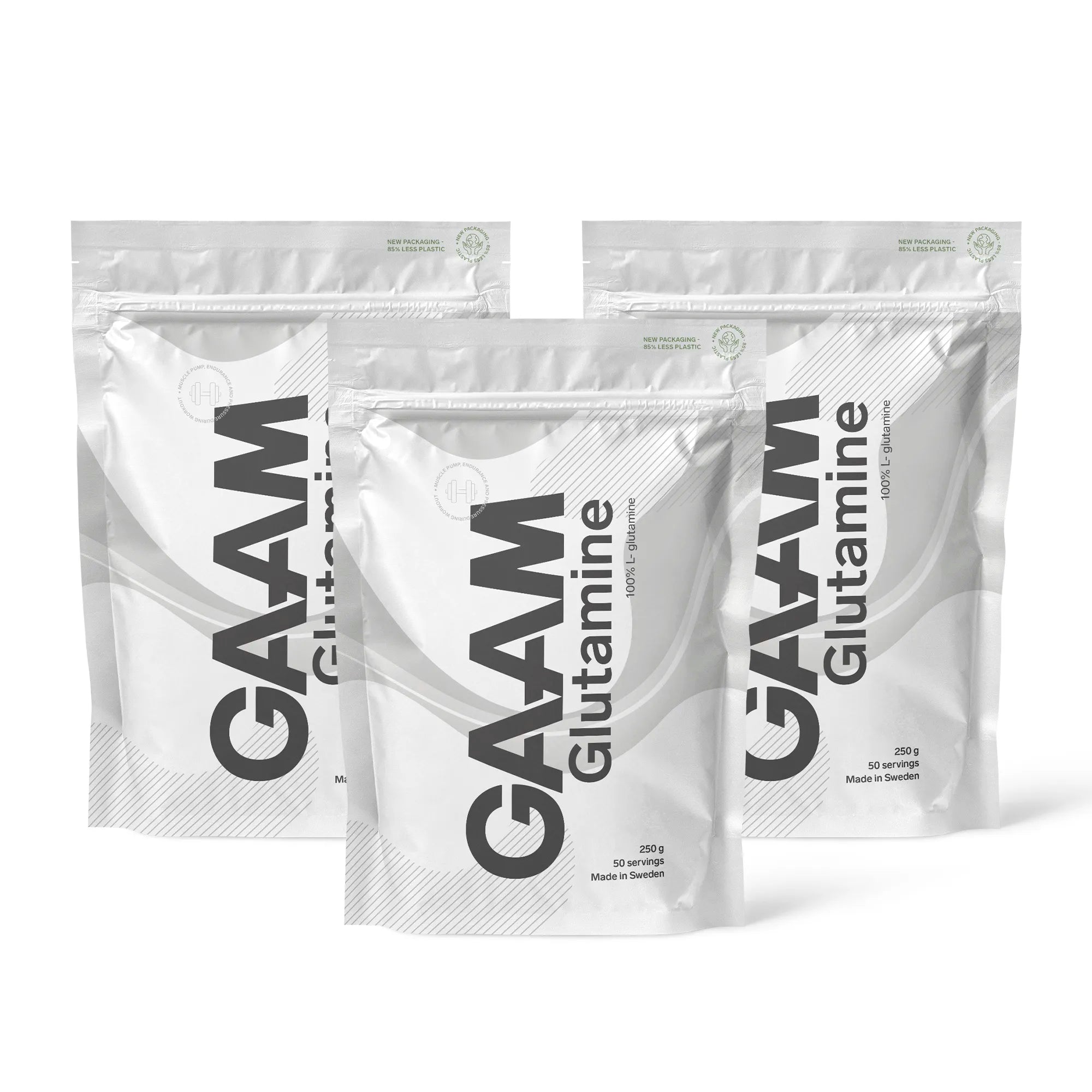 3 x GAAM Glutamine 250 g -aminohappoja kolmessa valkoisessa pussissa, joissa on harmaita ja mustia yksityiskohtia.