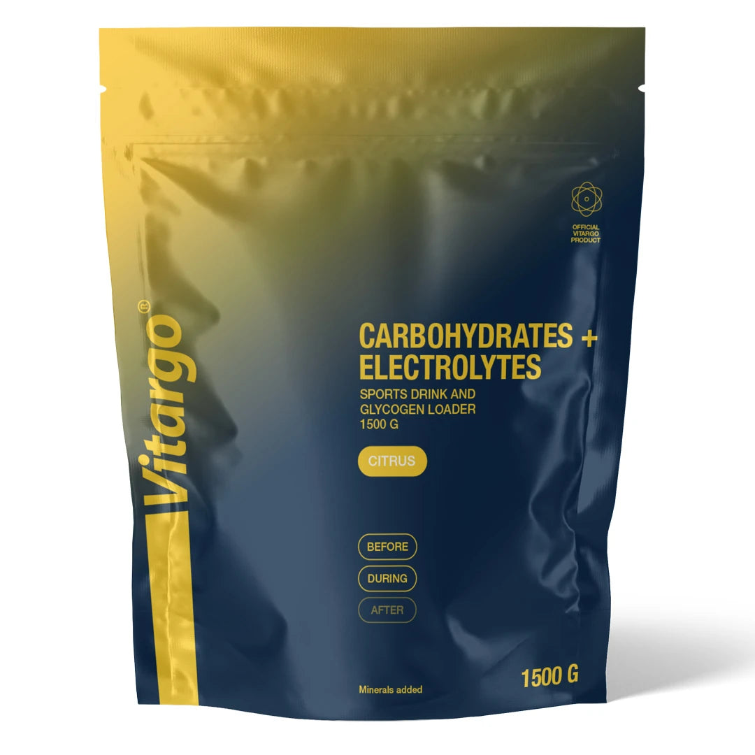 Tummansininen ja keltainen pussi Vitargo Carb + Electrolytes 1.5 kg -hiilihydraattijauhetta, makuna Citrus.