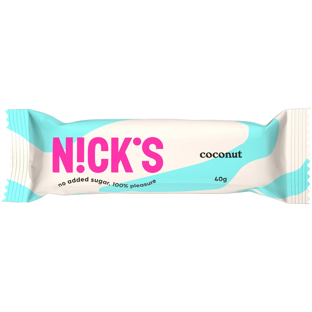 Nicks Coconut 40 g -suklaapatukka valko-vaaleansinisessä pakkauksessa, jossa on iso pinkki teksti.