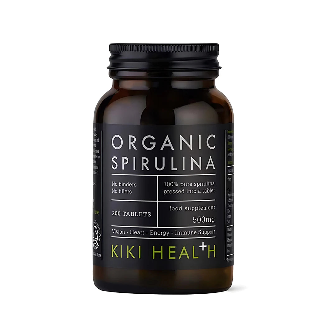 KIKI Health Organic Spirulina 200 tabs tummassa lasipurkissa mustalla etiketillä ja vihreillä yksityiskohdilla., kuva 1/1
