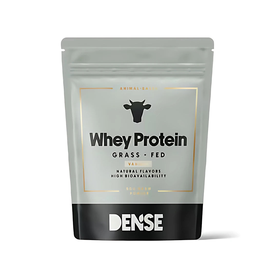 Dense heraproteiini 500 g harmaa-mustassa pussissa kultaisilla yksityiskohdilla, makuna vanilja.
