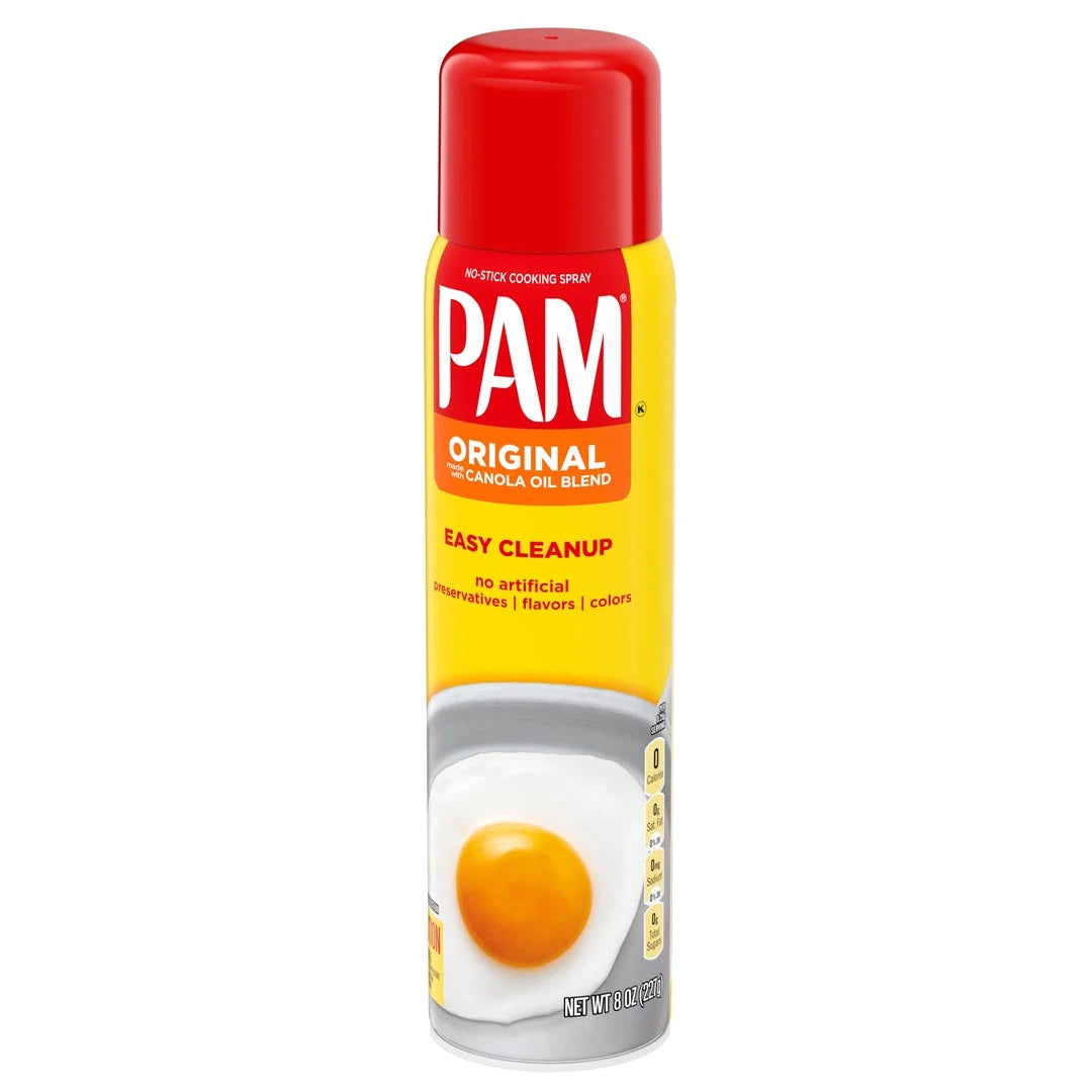 Pam Cooking Spray 170 g kelta-punaisessa suihkepullossa, jossa on paistetun kananmunan kuva pannulla., kuva 1/1