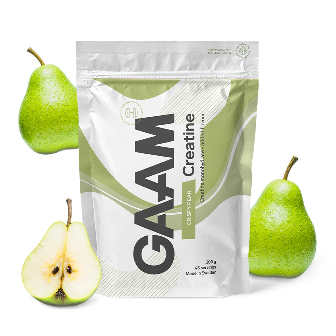 GAAM Creatine 300 g -kreatiinijauhe valkoisessa pussissa, jota ympäröivät Crispy Pear -makua kuvaavat päärynät.