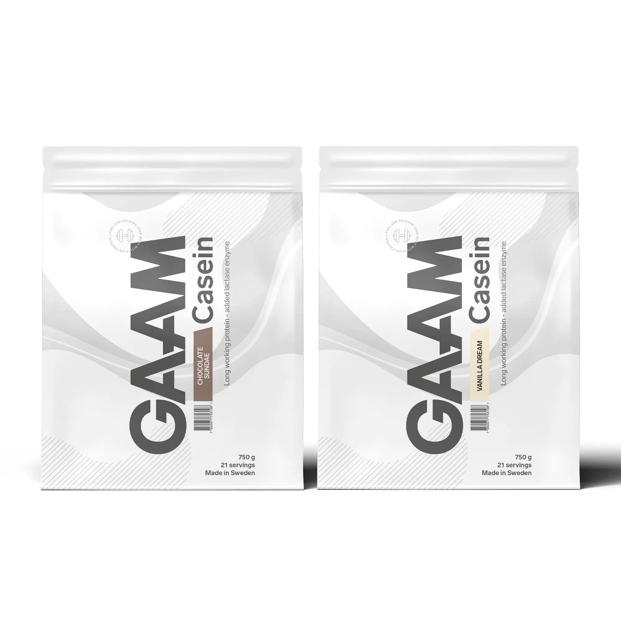 2 x GAAM Casein Kaseinprotein 750 g kahdessa valkoisessa pussissa, joissa on harmaita yksityiskohtia, makuina Chocolate Sundae ja Vanilla Dream.