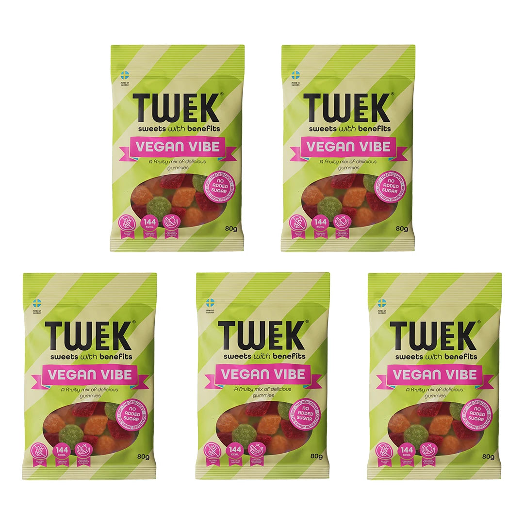 5 x Tweek Sweets 80 g Vegan Vibe, viisi vaaleanvihreää karkkipussia pinkeillä yksityiskohdilla.