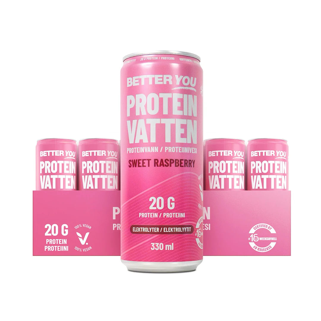 24 x Better You Proteinvatten 330 ml Sweet Raspberry vaaleanpunaisella lavalla vadelmanmakuisissa pinkeissä tölkeissä.