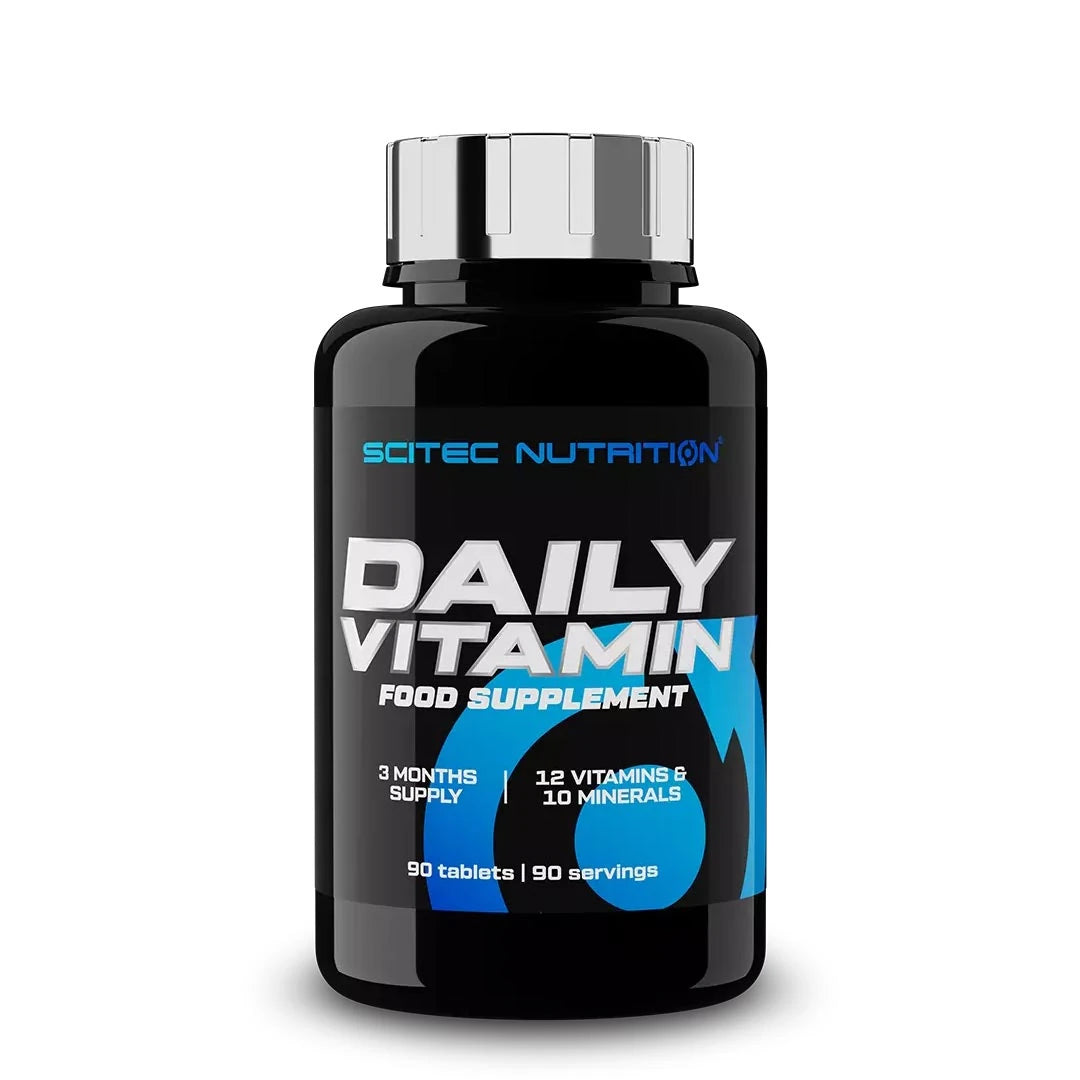 Scitec Nutrition Daily Vita-min 90 caps -monivitamiini, musta purkki sinisillä ja valkoisilla yksityiskohdilla sekä hopeisella korkilla.