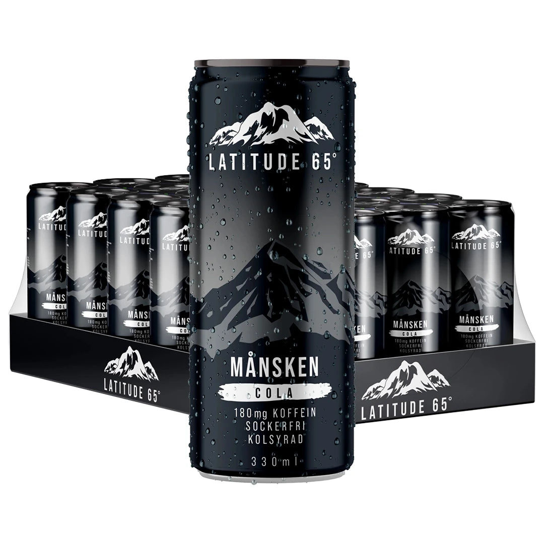 24 x Latitude 65 330 ml Månsken - Cola mustassa laatikossa, jossa on mustia tölkkejä vuoristokuvioilla.