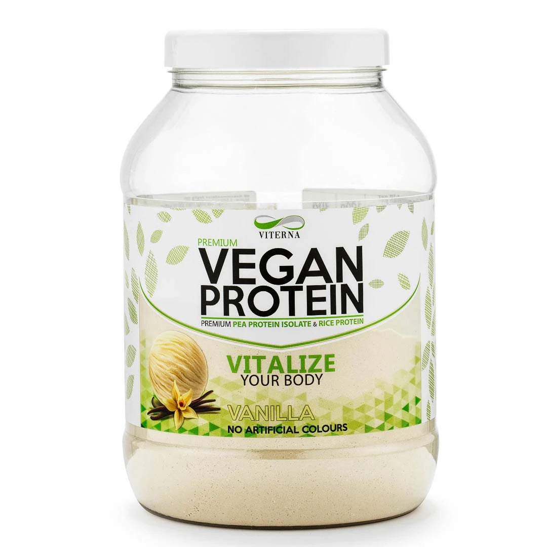 Viterna Vegan Protein 900 g -proteiinijauhe läpinäkyvässä purkissa vihreillä yksityiskohdilla, makuna Vanilla.