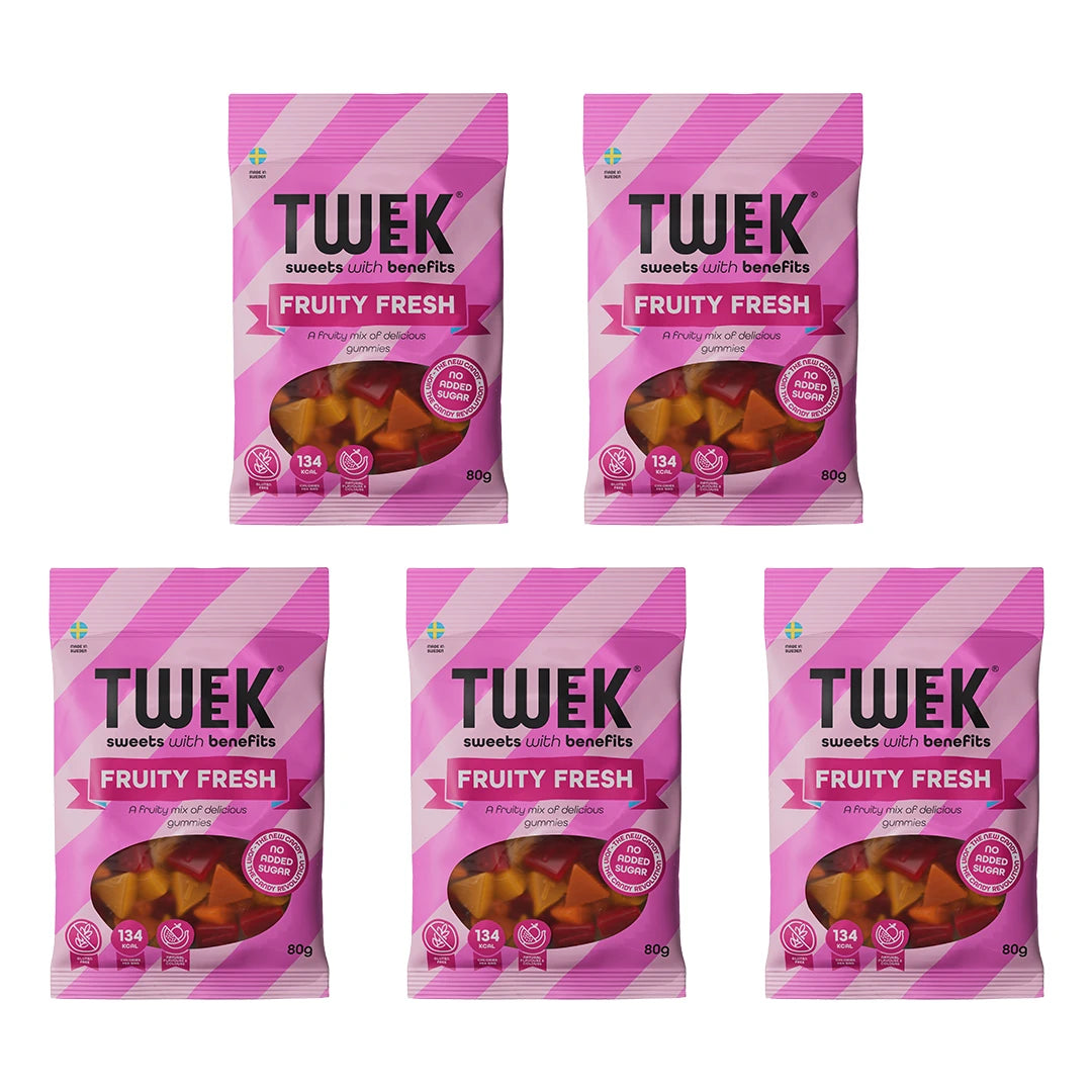 5 x Tweek Sweets 80 g Fruity Fresh vaaleanpunaisia karkkipusseja, joiden ikkunasta näkyy värikkäitä hedelmäkarkkeja.
