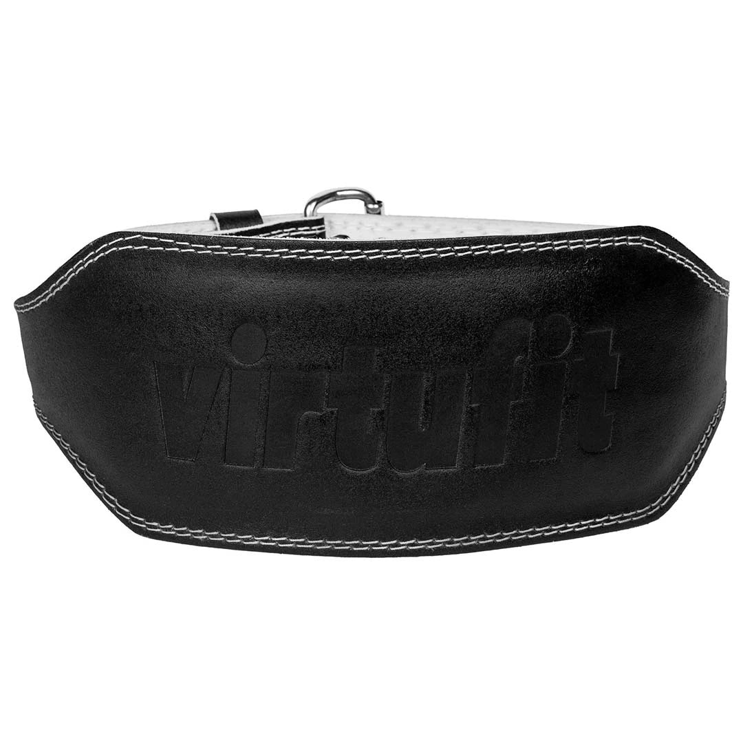Virtufit Lifting Belt Pro Black mustasta nahasta, jossa on eksklusiivinen kohokuvioitu logo ja vaaleat kontrastitikkaukset.