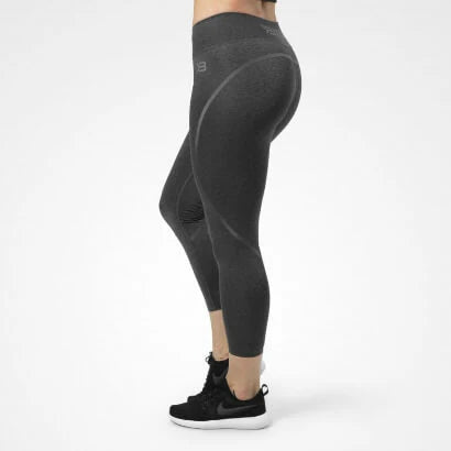 Better Bodies Astoria Tights Graphite Melange, tummanharmaat 7/8-pituiset ja tiukasti istuvat treenitrikoot., kuva 1/2