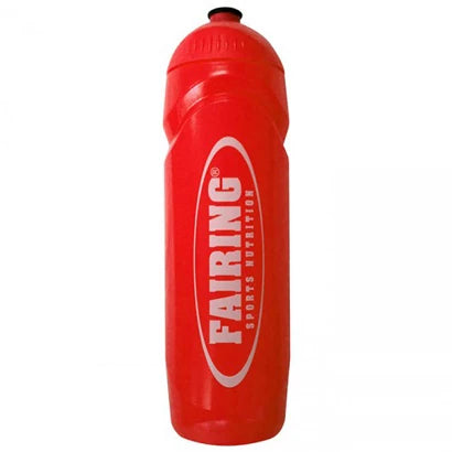 Punainen Fairing Vattenflaska 750 ml valkoisella logolla ja käytännöllisellä push and pull -korkilla treeniin.