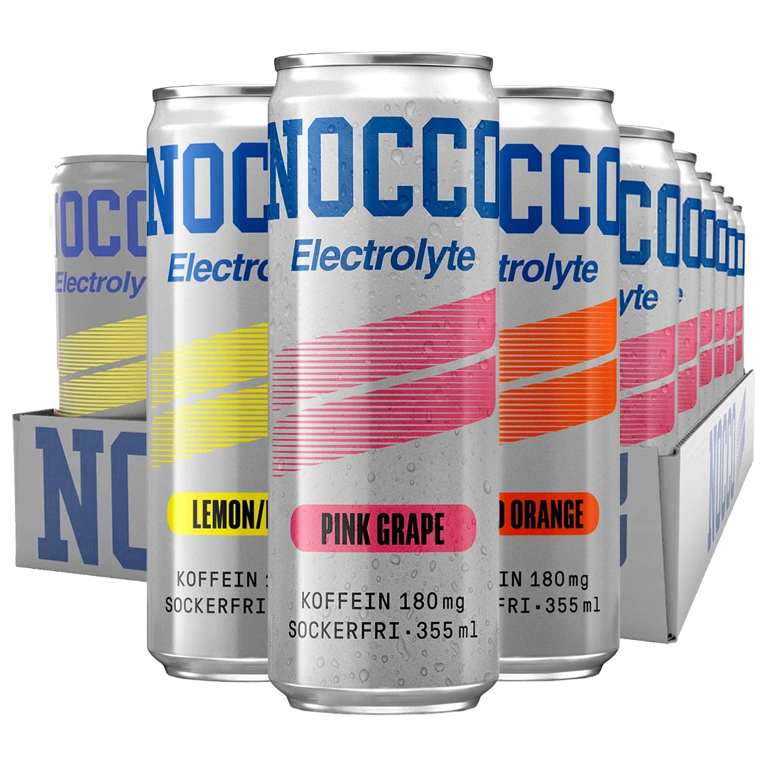 24 x NOCCO Electrolyte 355 ml Mixflak harmaassa pahvilaatikossa, hopeiset tölkit ja eriväriset yksityiskohdat makuihin Pink Grape, Lemon ja Orange.